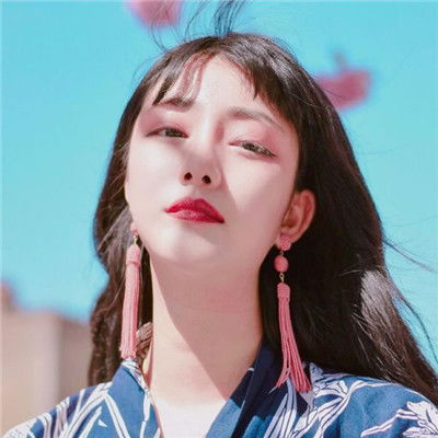 《黑悟空》游戏周边卖爆！周大福门店现2米足金金箍棒，售价179.98万
